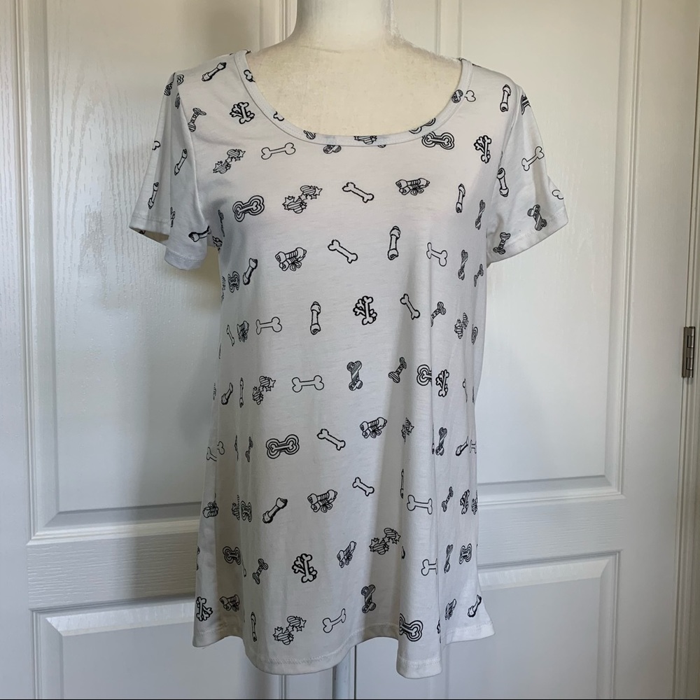 LuLaRoe Doggie Bone Classic T Medium